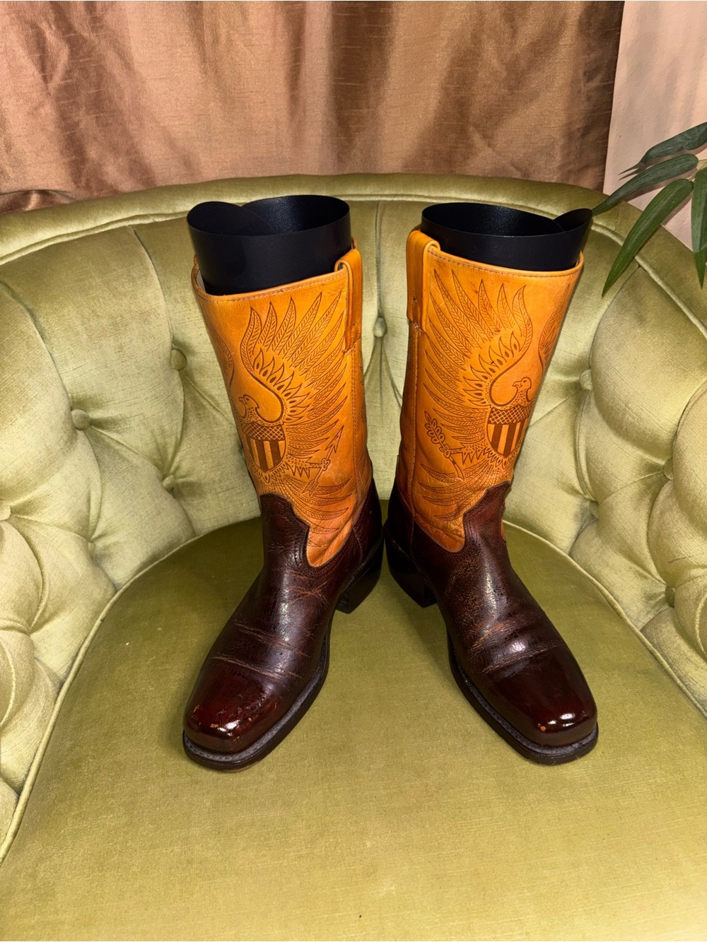 Vintage Dingo / Acme 1970s Western Leather Cowboy Boots with two-tone US 7.5
